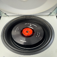 Eppendorf 5427 R Refrigerated Centrifuge image 1